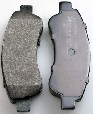 B111039 DENCKERMANN Комплект тормозных колодок, дисковый тормоз