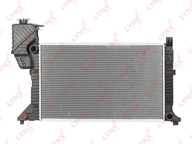 Радиатор охлаждения двигателя LYNXauto                RB-2315