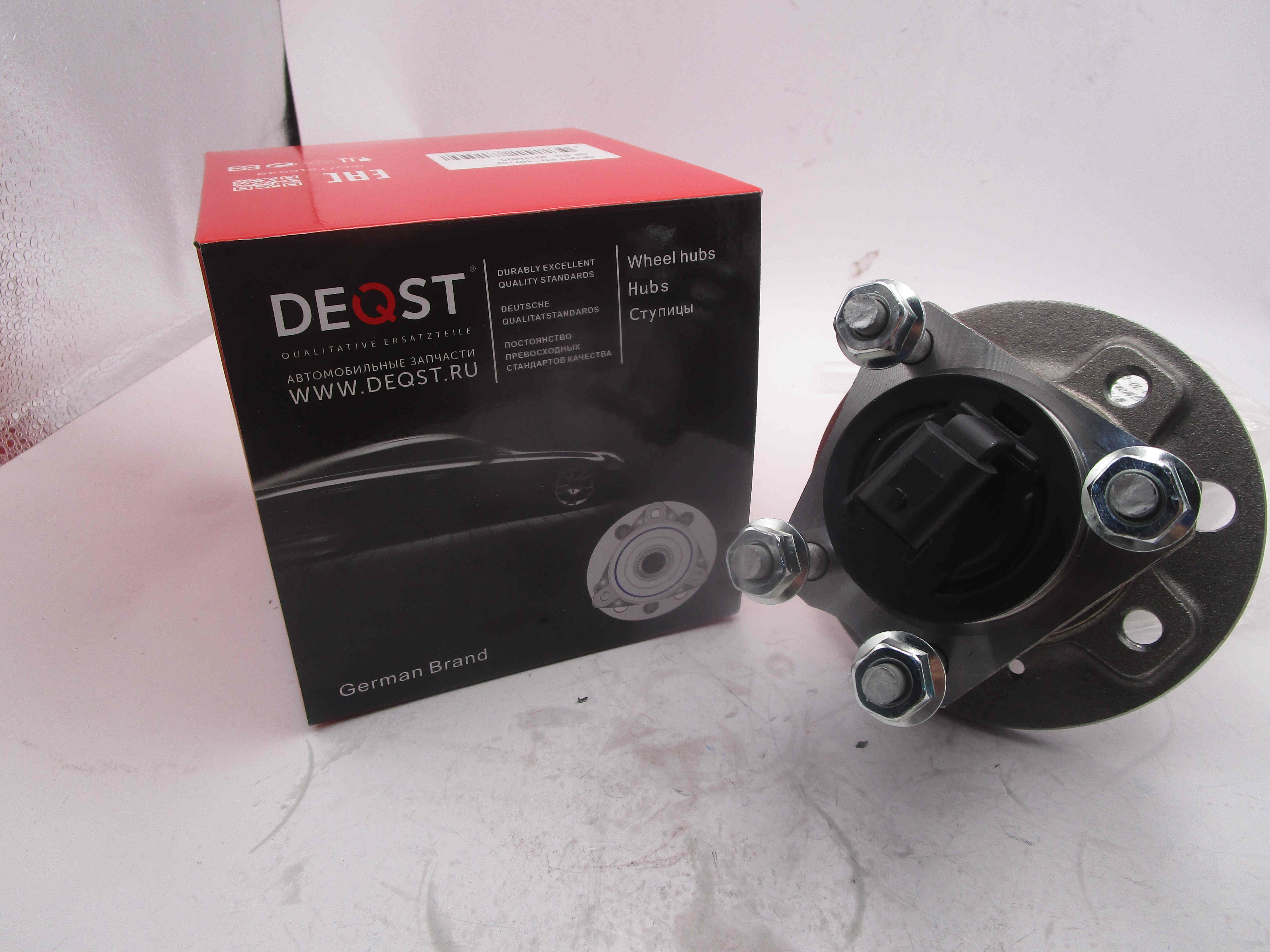 Cтупица колеса с подшипником задняя for 4 holes opel astra h 03.2004- Deqst                107142