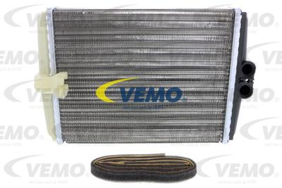 V30610006 VEMO Теплообменник, отопление салона