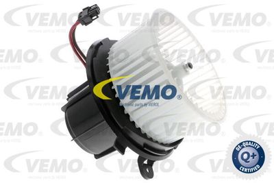 V30030011 VEMO Вентилятор салона